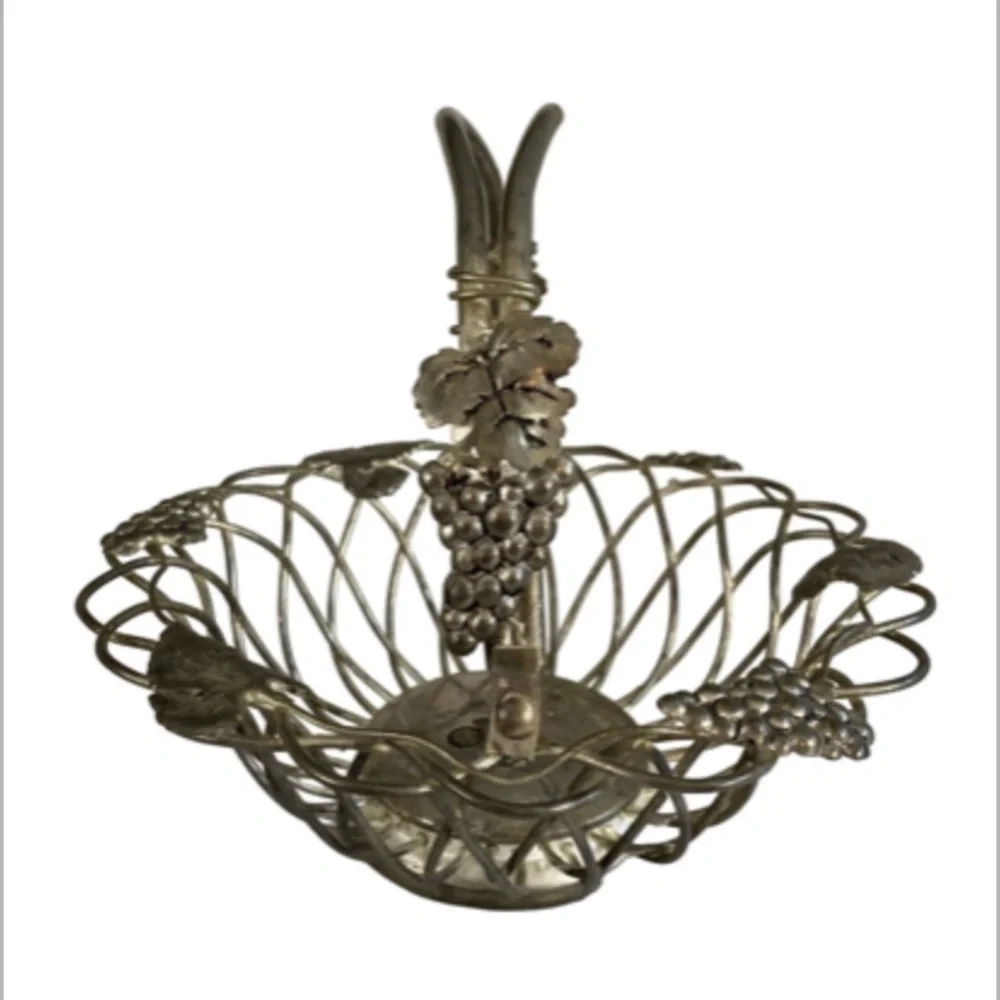 Vintage Godinger Silver Art Grape Leaf Basket Silverplate Fruit Centerpiece‎